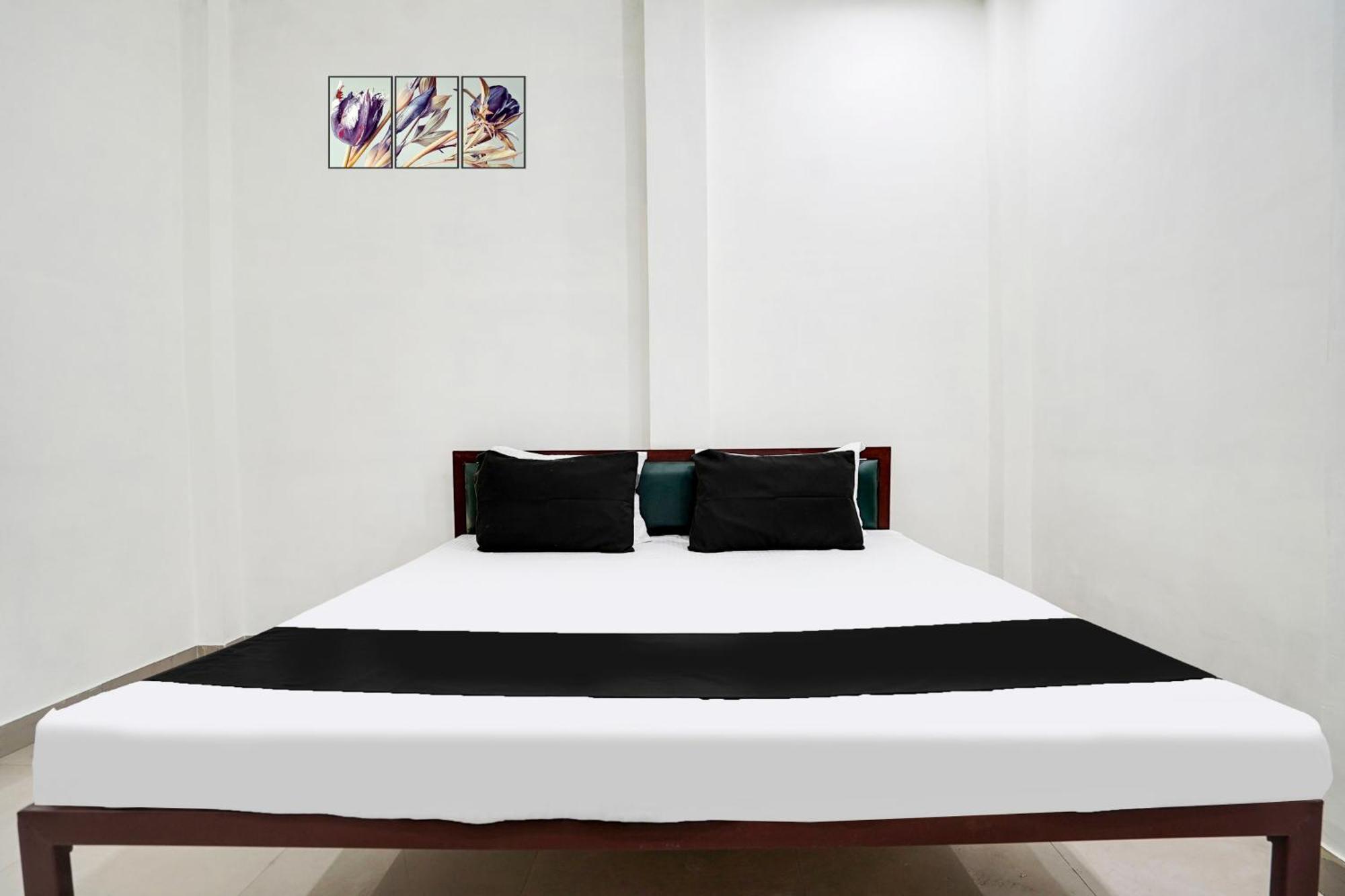 בארילי Hotel O The Moon מראה חיצוני תמונה